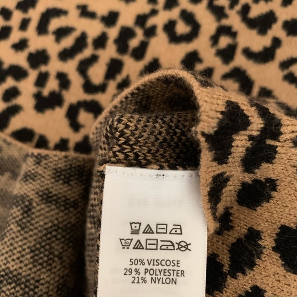 CYNTHIA ROWLEY - Picture 5 of 6